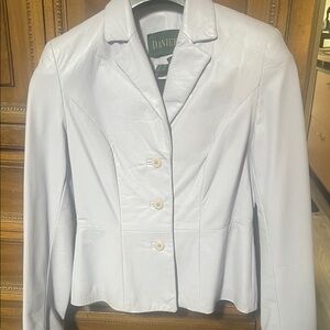 Danier light purple  Leather Button-Front Women's Jacket great condition